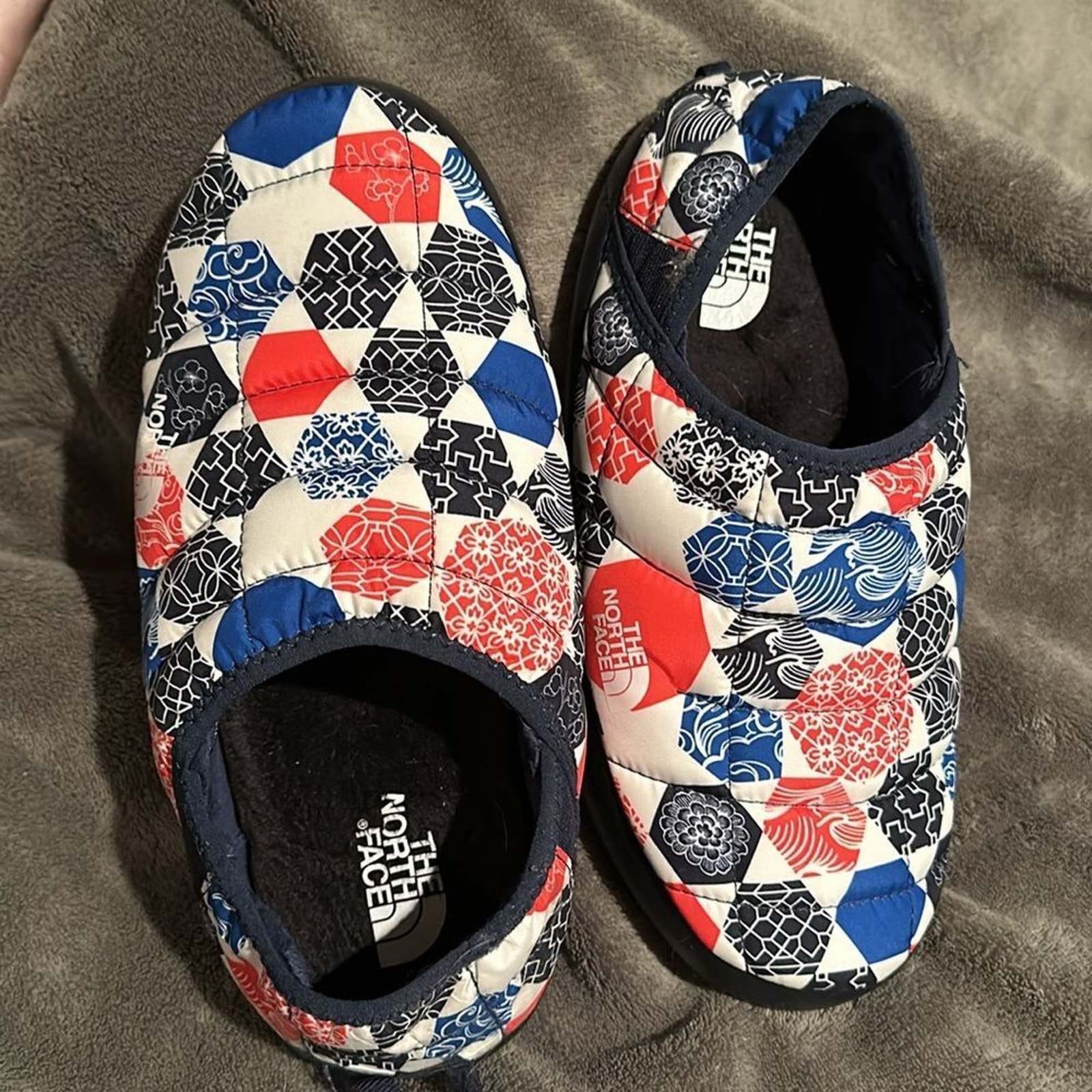 The North Face Thermo Ball Traction V Mules Sz 7/9